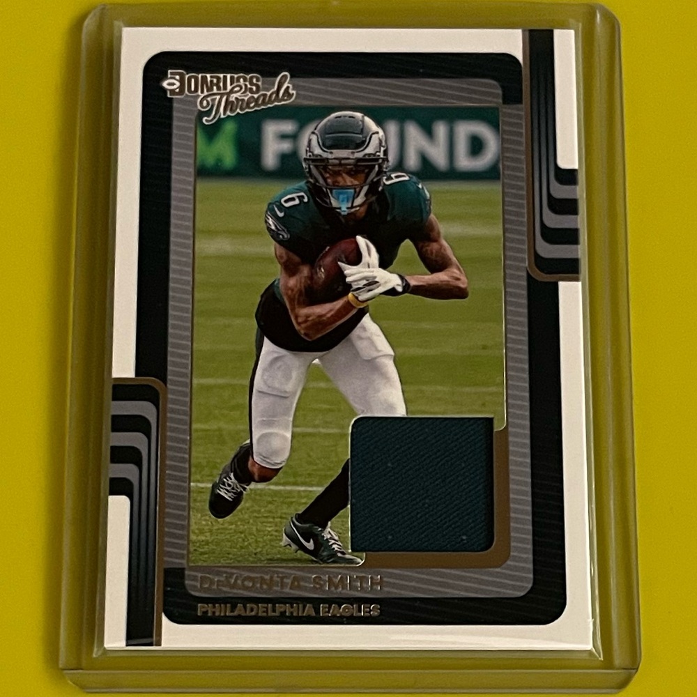 DeVonta Smith #33 [Memorabilia Patch] 2025 Panini Donruss Threads Football Card
